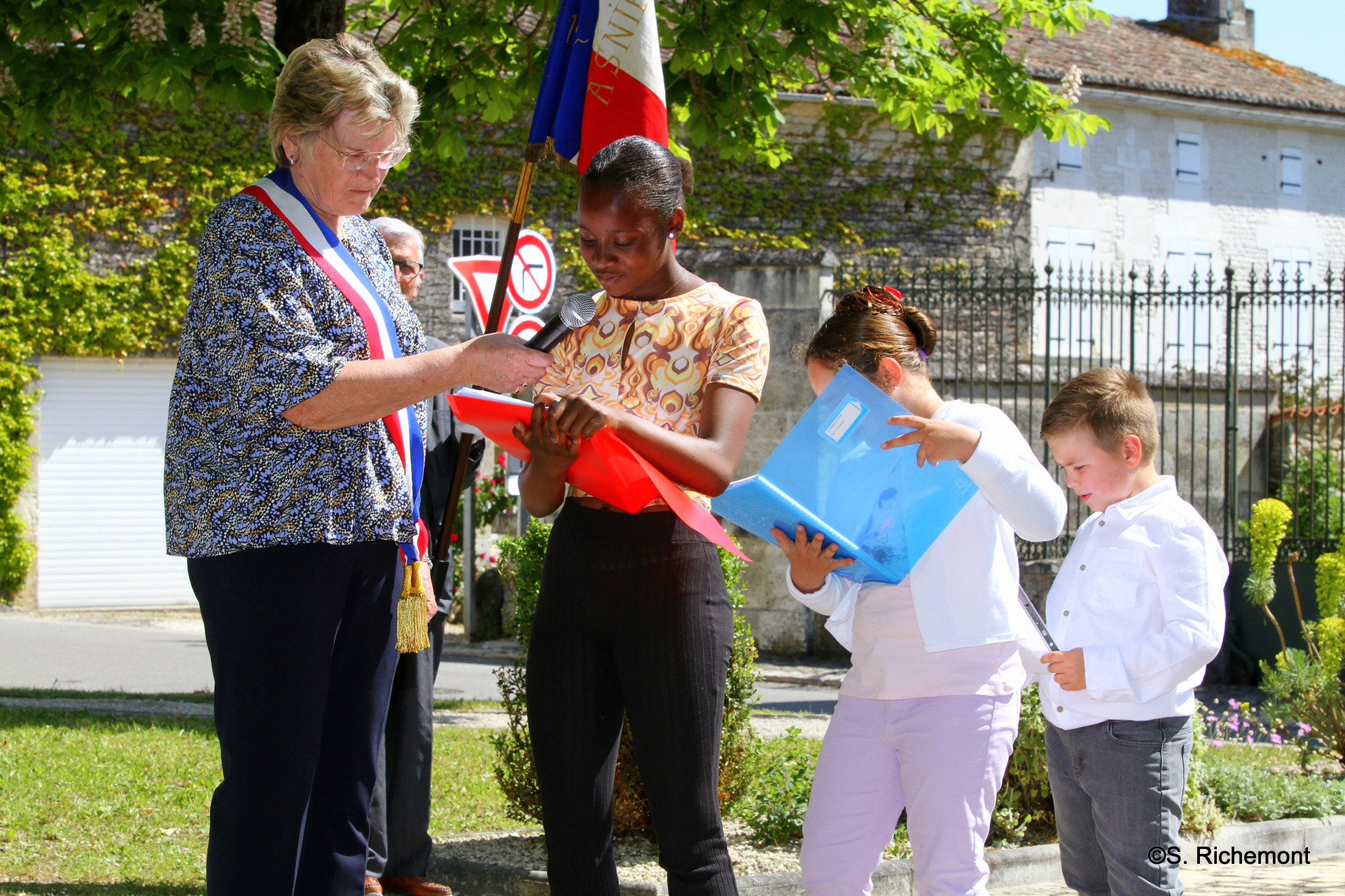  Diaporama cérémonie du 8 mai