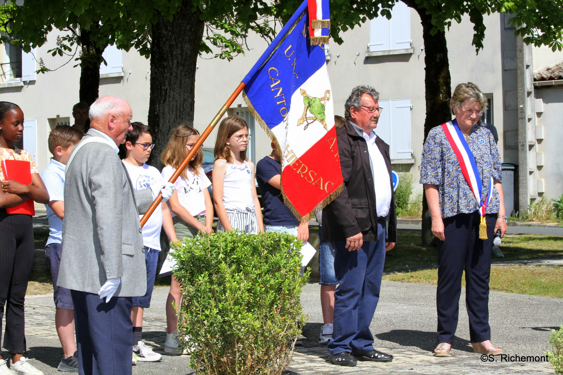  Diaporama cérémonie du 8 mai