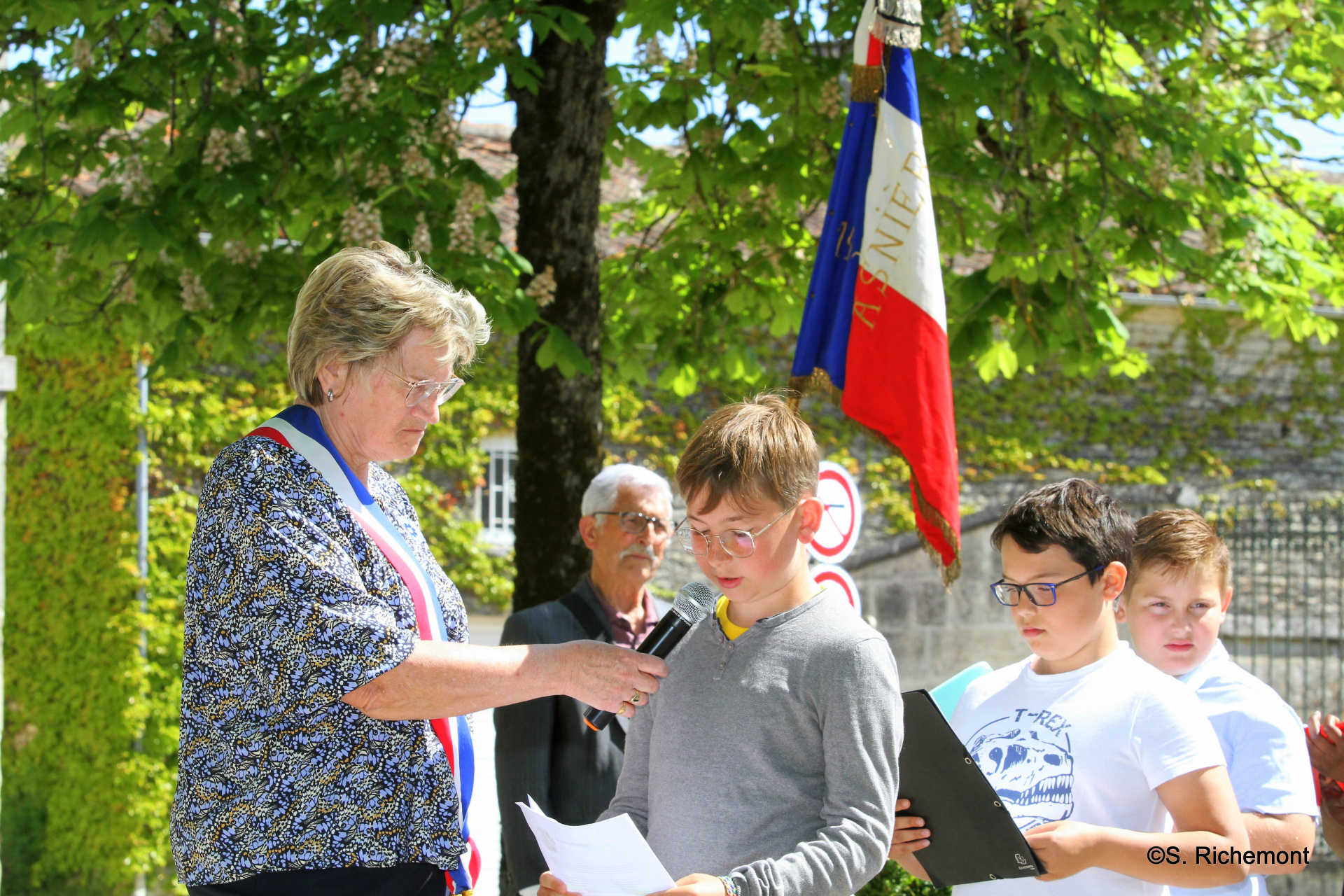  Diaporama cérémonie du 8 mai