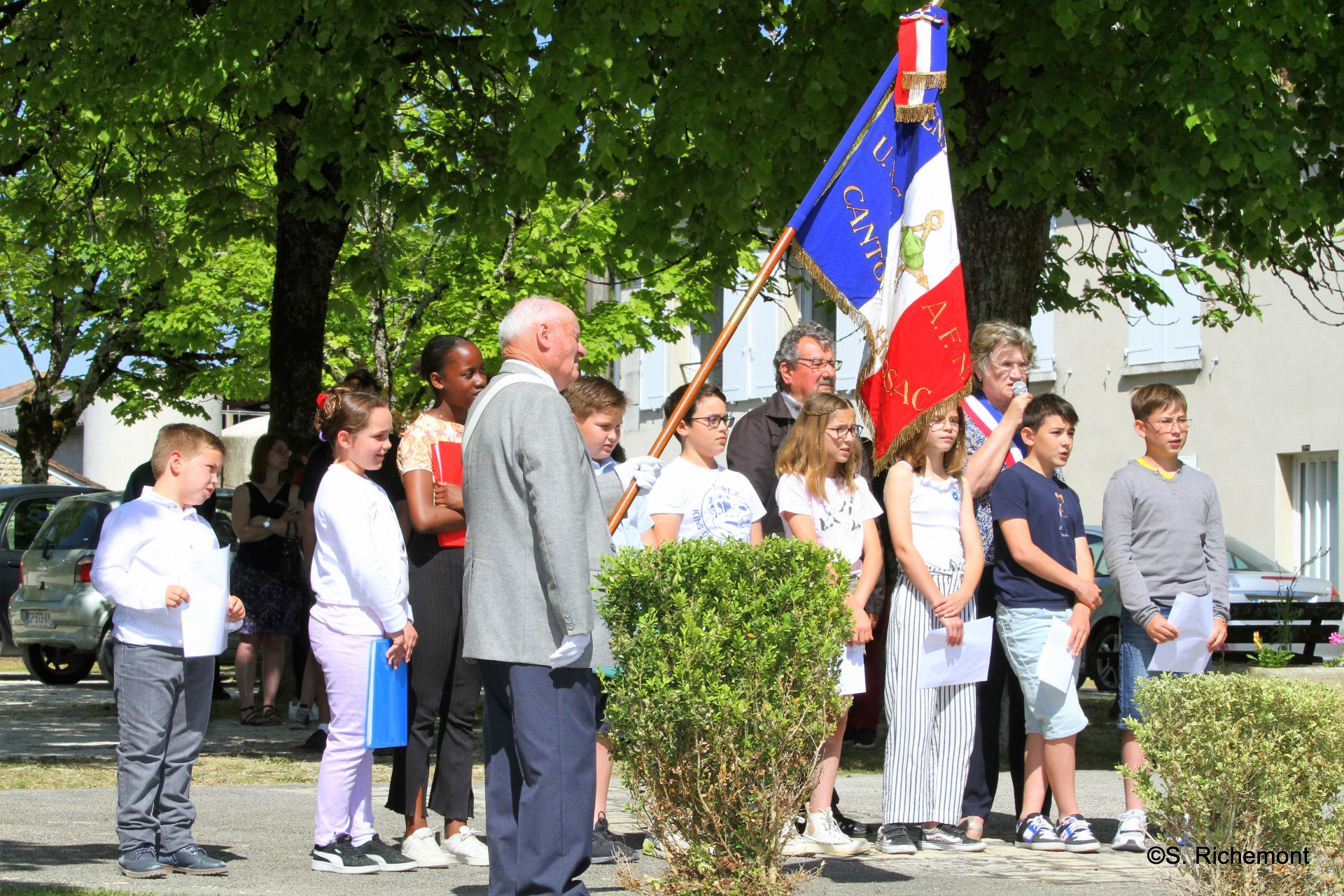  Diaporama cérémonie du 8 mai